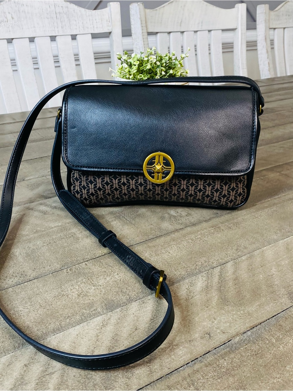 Fossil Jasmine Flap Crossbody Bag Black Monogram Print Gold Hardware Purse